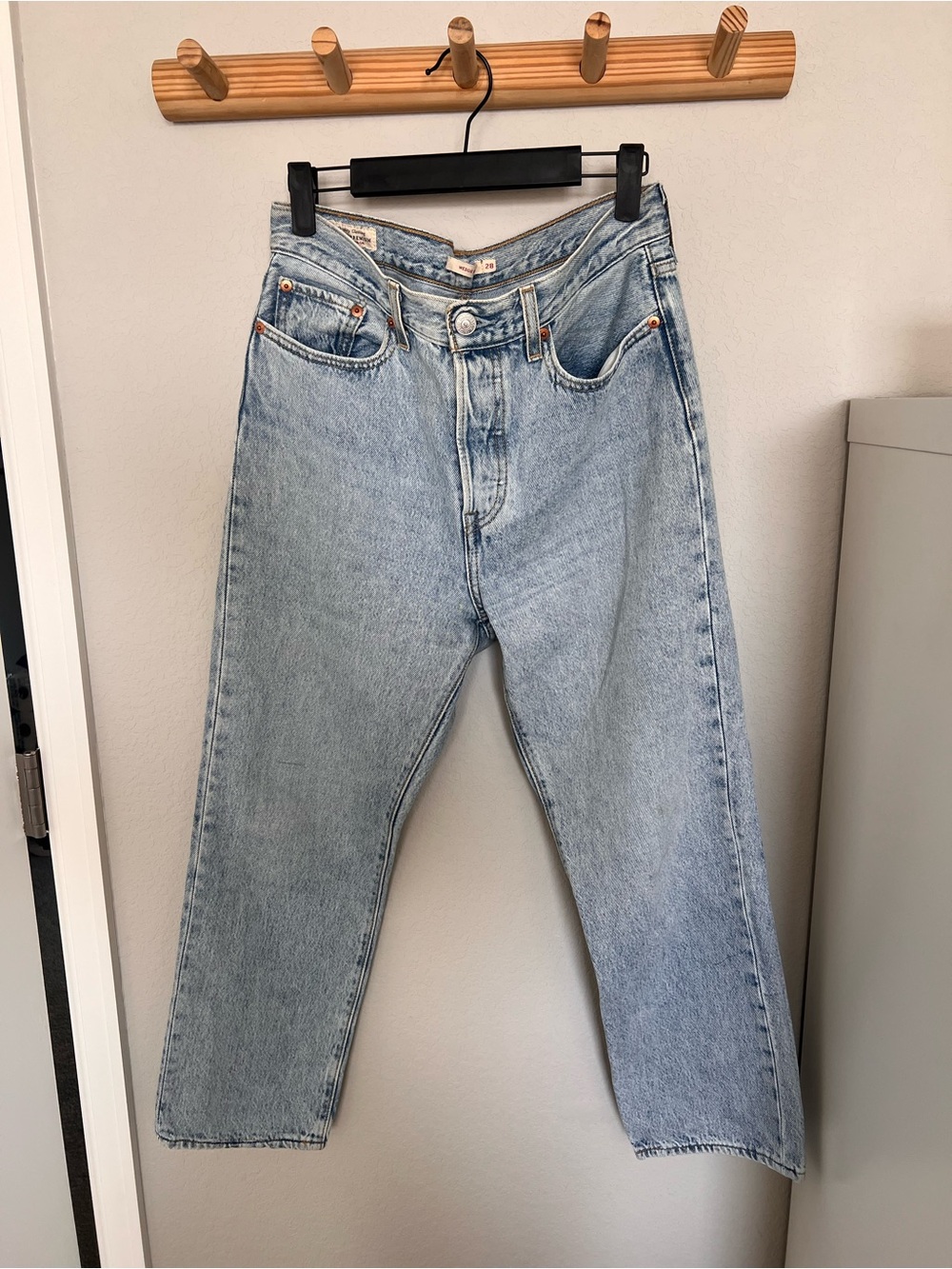 Levi's Women's Light Blue Straight-Leg Jeans